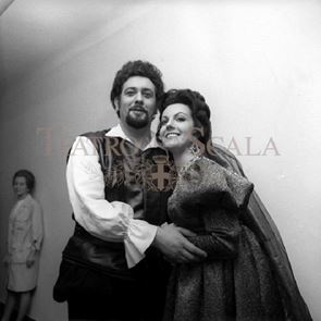 Райна Кабаиванска се застъпи за колегата си Пласидо Доминго