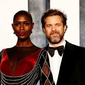 Джошуа Джаксън се развежда със съпругата си