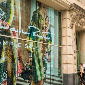 Oscar de la Renta се отказват от естествената кожа