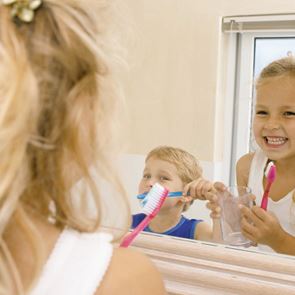 Здрави зъбки, щастливи деца