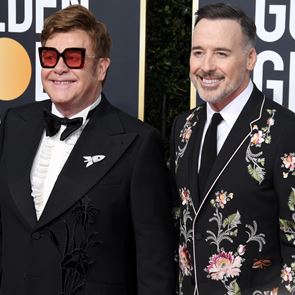 Елтън Джон дарява 25 милиона долара за борбата със СПИН