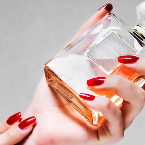 Как да запазим аромата на парфюм за по-дълго време