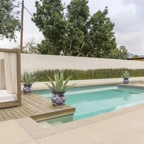 &lt;em>Били&lt;/em> &lt;em>Айлиш&lt;/em> купува това ранчо преди години, но го пази в тайна