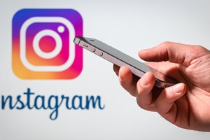 Може ли алгоритъмът на Instagram да разпознава расизъм?