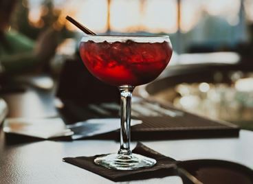 Сбогом, Bloody Mary, този доматен коктейл е новата звезда на лятото