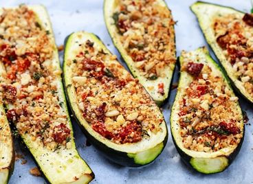 Пълнени тиквички с моцарела и билки