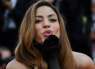 Шакира отново е под светлината на прожекторите