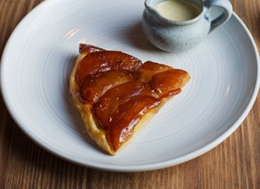 Тарт татен с праскови