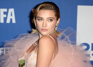 Флорънс Пю навърши 27, заобиколена от любимите си хора