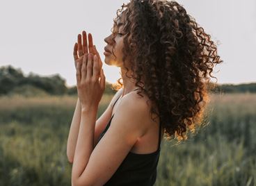 Спокойно, има решение за сухата коса през студените месеци