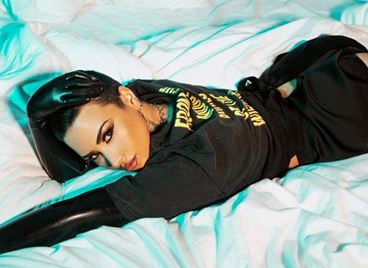 Деми Ловато върви по пътя на възстановяването