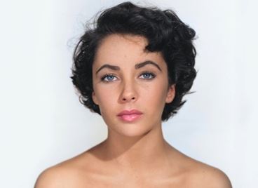 Нов филм разкрива истинската Елизабет Тейлър