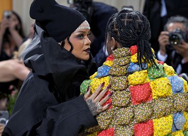 Риана и A$AP Rocky закъсняха със стил за Met Gala