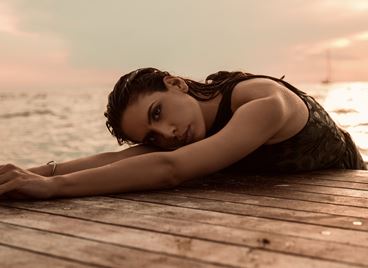 МОДА: Там, където морето и залезът стават едно цяло