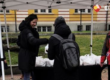 Да помогнем с топъл обяд и &quot;Супа от сърце&quot;