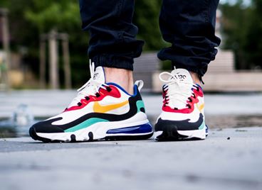 Феноменът на обувките: Как Nike Air Max предефинира играта с маратонки?
