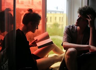 Секс тенденциите на 2022 г. ни изпращат извън всяка зона на комфорт