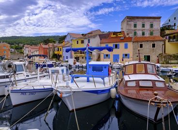 Остров Лошин: ароматният рай на Адриатика