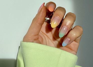 Свежи идеи за пролетен маникюр (ГАЛЕРИЯ)