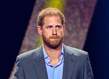 Принц Хари с неочаквана поява на наградите NFL