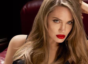 Анджелина Джоли е самото изкушение за новата кампания на Tom Ford