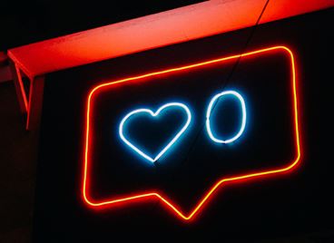 Instagram и Facebook спряха. Спира ли светът?