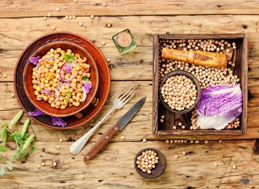 Веган яхния от нахут за обяд