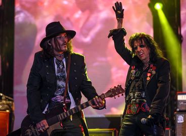 Разкрихме какво ще хапват Джони Деп и компания в София