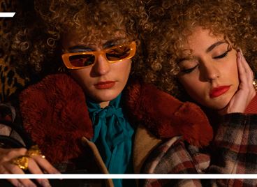 GRAZIA Style: Зимна еклектика в лилаво &amp; червено