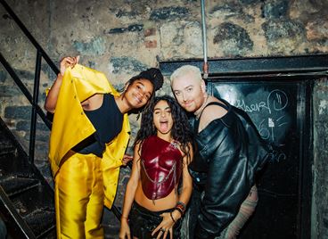 Сам Смит представя &quot;Gimme&quot;