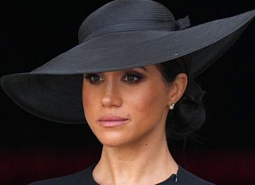 Меган Маркъл също почете паметта на кралицата