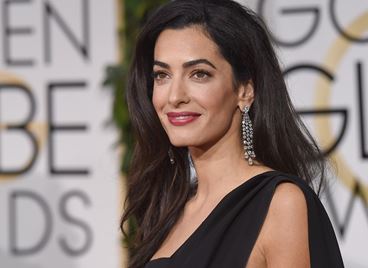 (Модната икона) Амал Клуни на 43