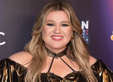 Кели Кларксън се учи да споделя емоциите си с децата