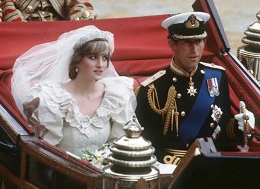 Сватбената рокля на принцеса Даяна отново ще бъде в изложба