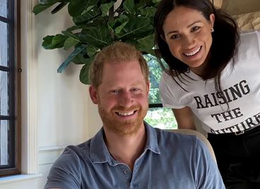 Меган Маркъл направи тази тениска за 33 долара истински хит