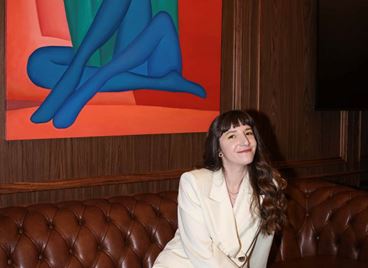 Джени Иванова представи нова самостоятелна изложба