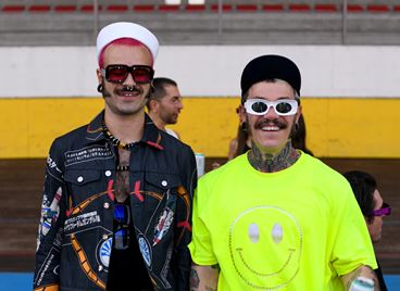 Адриан Апиоласа е новият творчески директор на Moschino