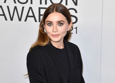 Ашли Олсън роди тайно първото си дете