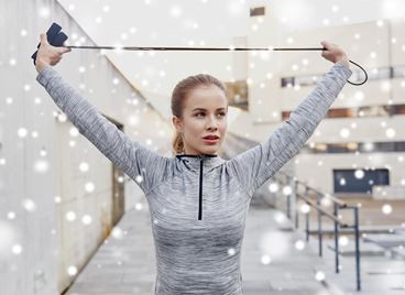 Влизаме във форма с кардио и коледна музика