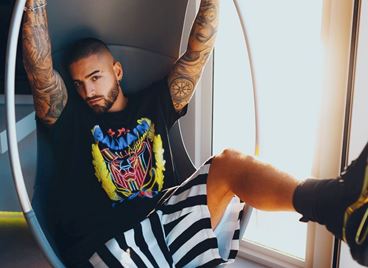 Малума представи дизайнерска колаборация с Balmain