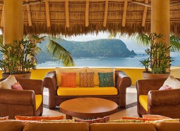 Мексиканската екзотична вила на Кайли Дженър (ГАЛЕРИЯ)