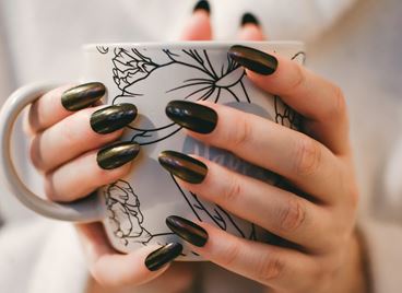 Тенденциите при маникюра за пролет 2023