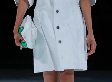 Bottega Veneta отново излезе извън рамките