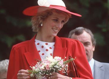 Продадоха писма на принцеса Даяна за 113 000 долара