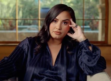 Деми Ловато е преживяла три инсулта и сърдечен удар