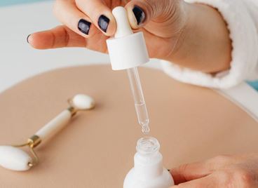 La Roche-Posay посреща лятото с два нови серума