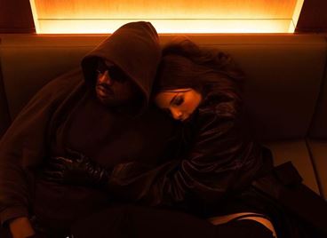 Джулия Фокс е новата жена в живота на Кание Уест