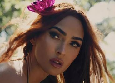 Hot! Hot! Hot! Вижте най-сексапилната фотосесия на Меган Фокс