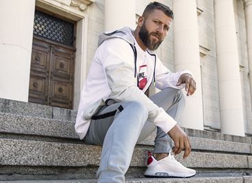 НИЩО НЕ МОЖЕ ДА НИ СПРЕ, а и не трябва!