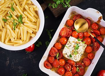 Всички готвят... печена фета паста